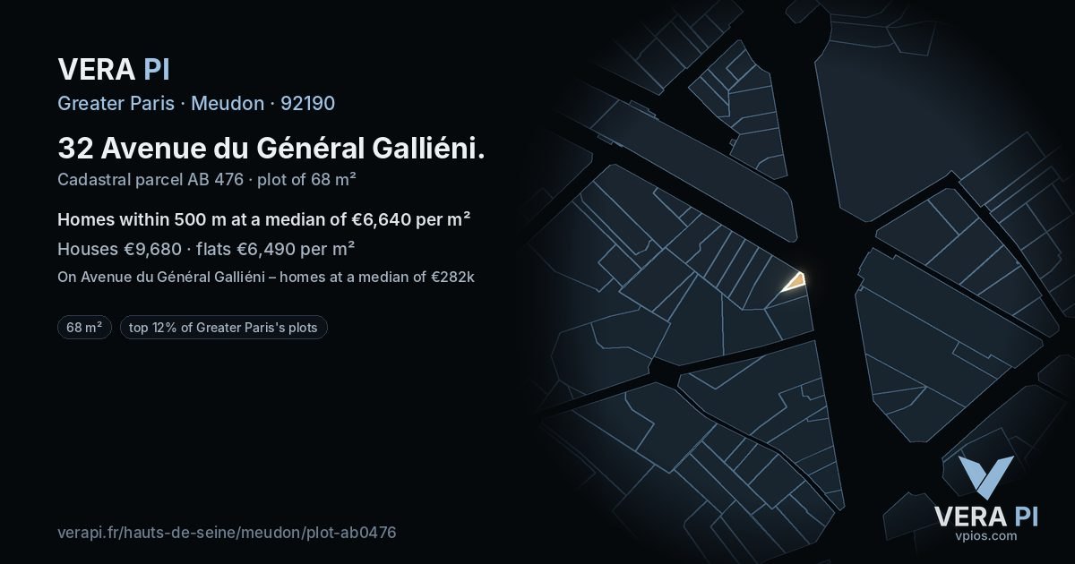 32 Avenue du Général Galliéni, Meudon at night – the plot lit, the parcels around coloured by the prices near them