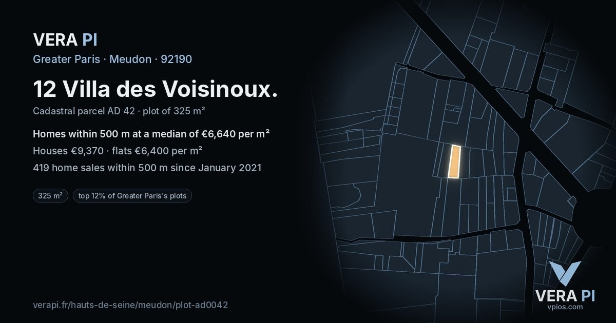 12 Villa des Voisinoux, Meudon at night – the plot lit, the parcels around coloured by the prices near them