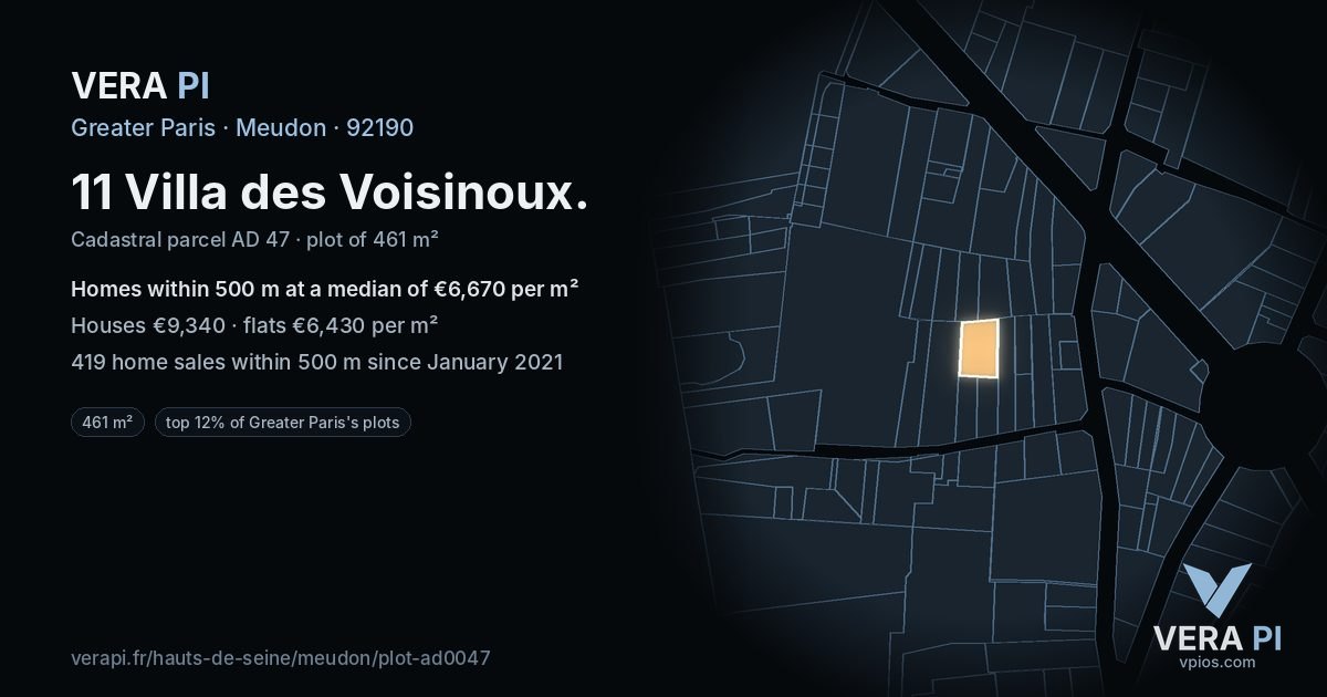11 Villa des Voisinoux, Meudon at night – the plot lit, the parcels around coloured by the prices near them
