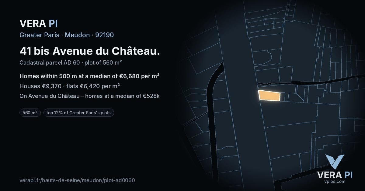 41 bis Avenue du Château, Meudon at night – the plot lit, the parcels around coloured by the prices near them