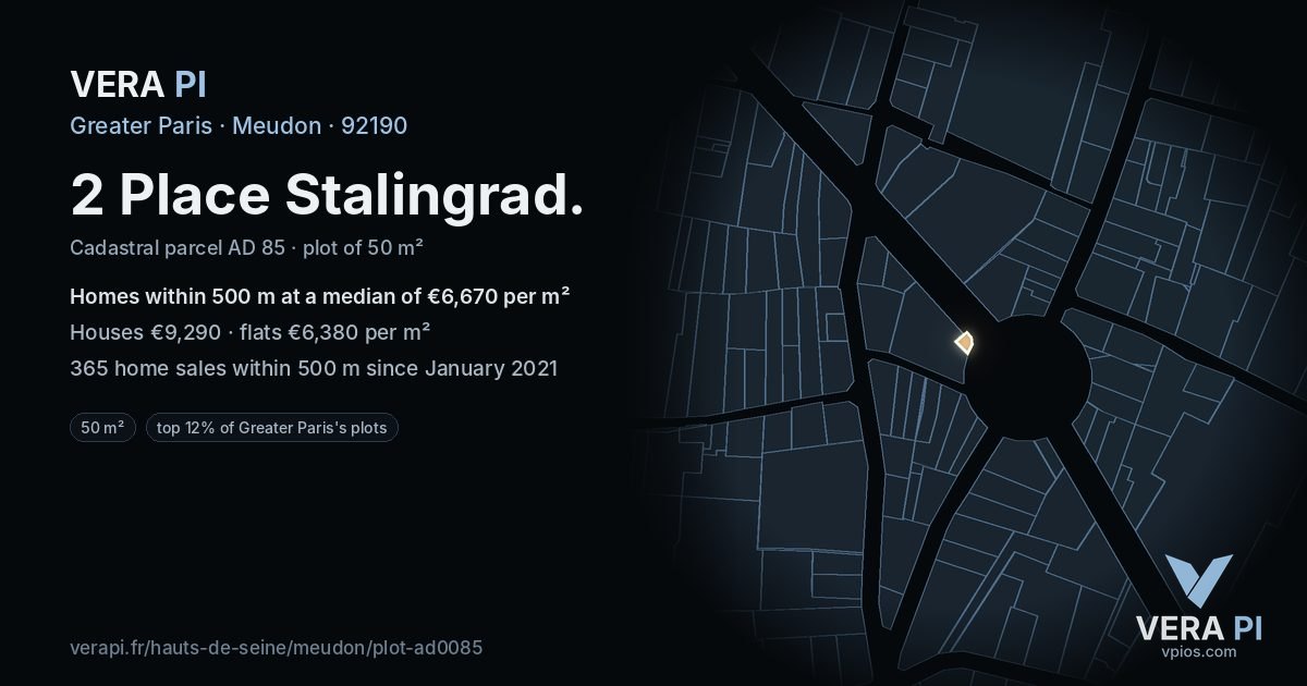 2 Place Stalingrad, Meudon at night – the plot lit, the parcels around coloured by the prices near them