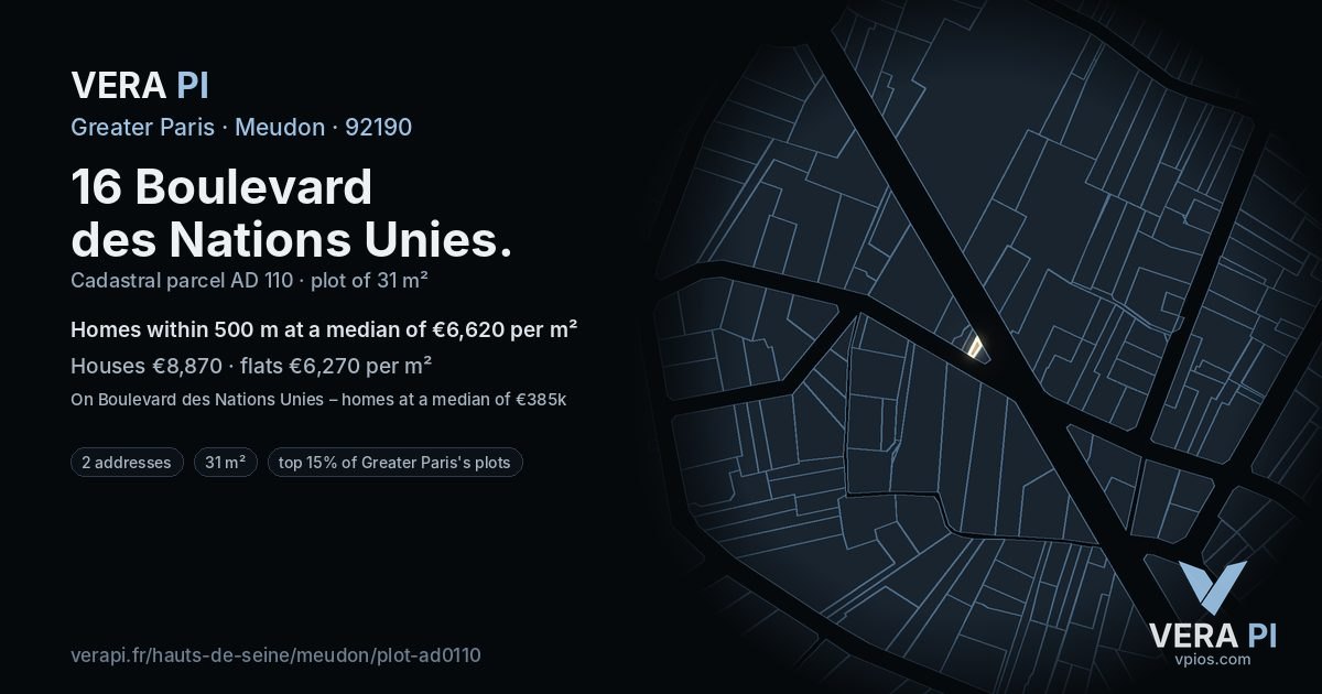 16 Boulevard des Nations Unies, Meudon at night – the plot lit, the parcels around coloured by the prices near them