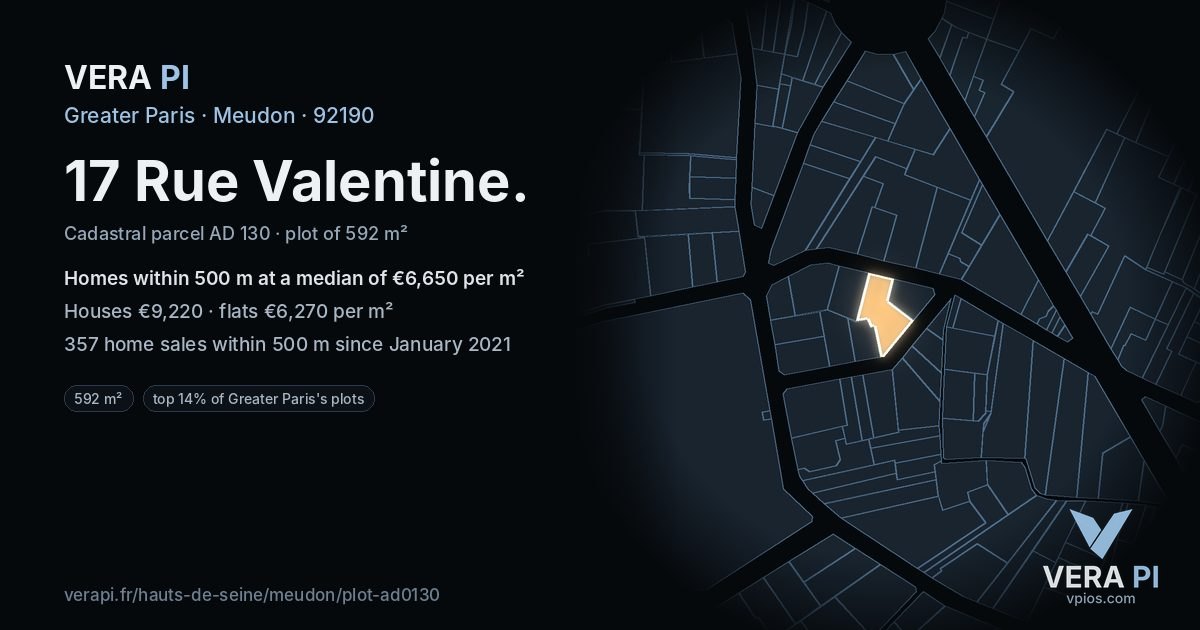 17 Rue Valentine, Meudon at night – the plot lit, the parcels around coloured by the prices near them