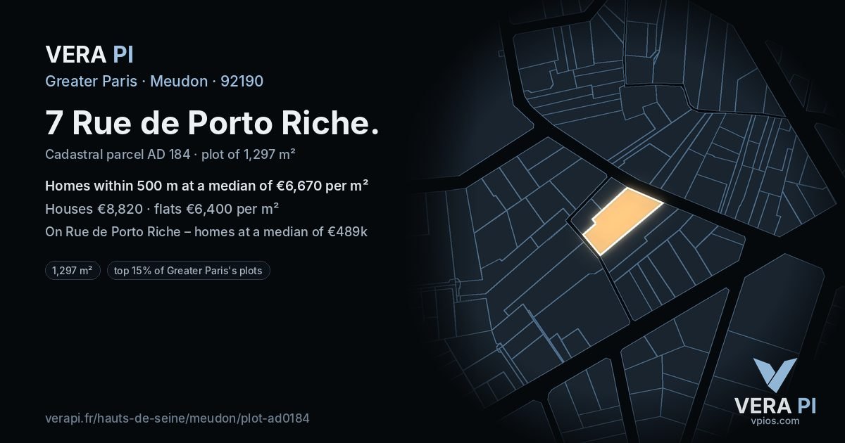 7 Rue de Porto Riche, Meudon at night – the plot lit, the parcels around coloured by the prices near them
