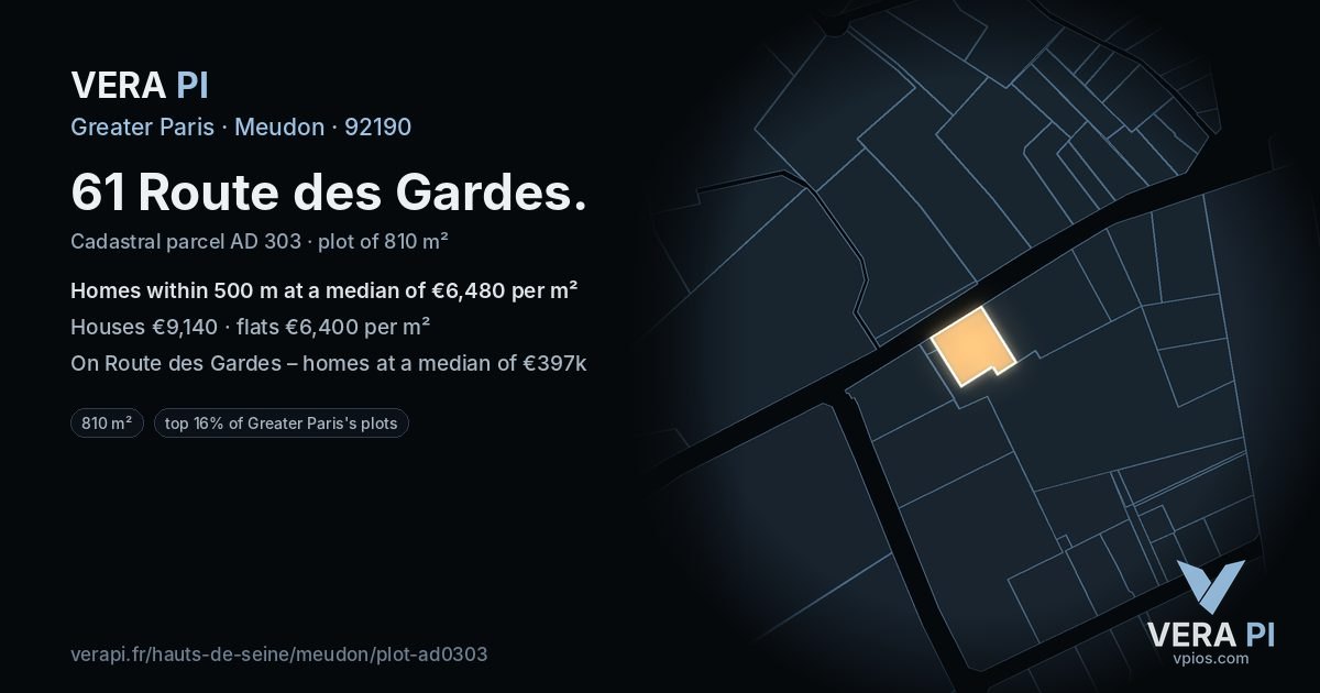 61 Route des Gardes, Meudon at night – the plot lit, the parcels around coloured by the prices near them