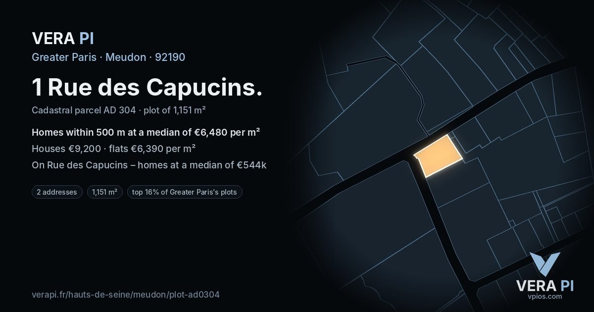 1 Rue des Capucins, Meudon at night – the plot lit, the parcels around coloured by the prices near them