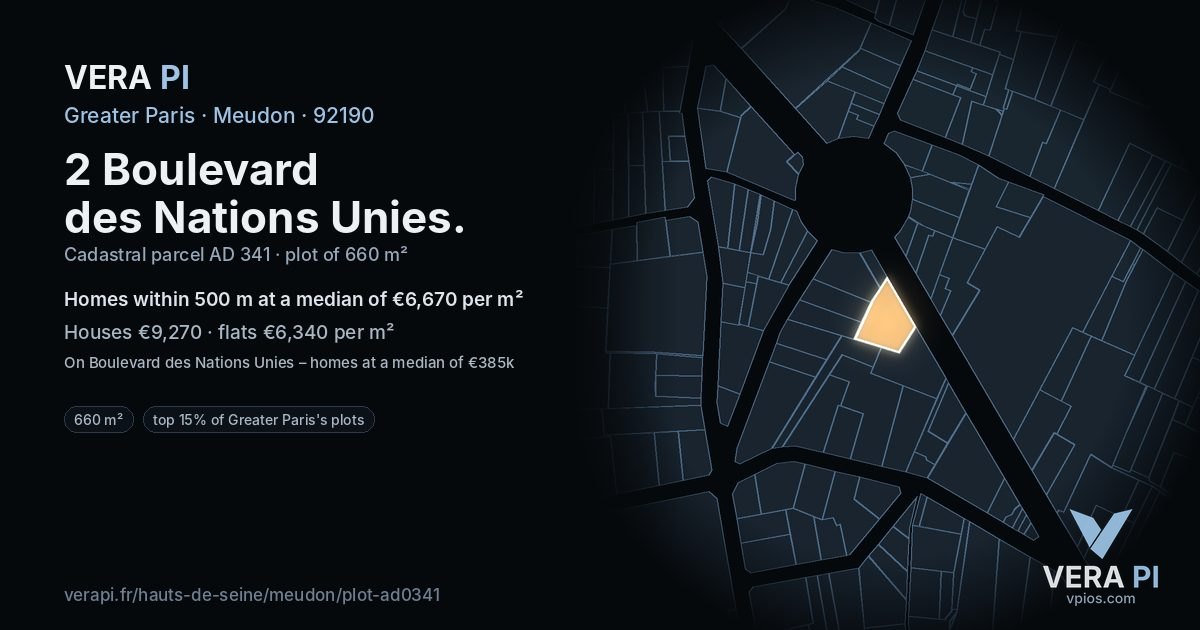 2 Boulevard des Nations Unies, Meudon at night – the plot lit, the parcels around coloured by the prices near them