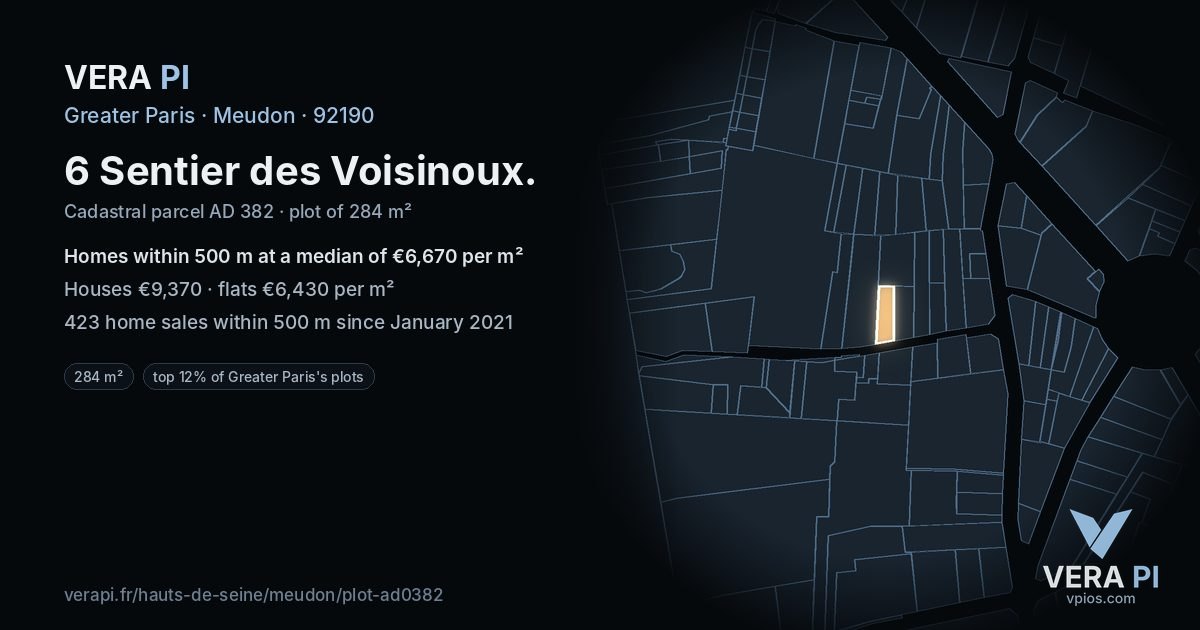 6 Sentier des Voisinoux, Meudon at night – the plot lit, the parcels around coloured by the prices near them