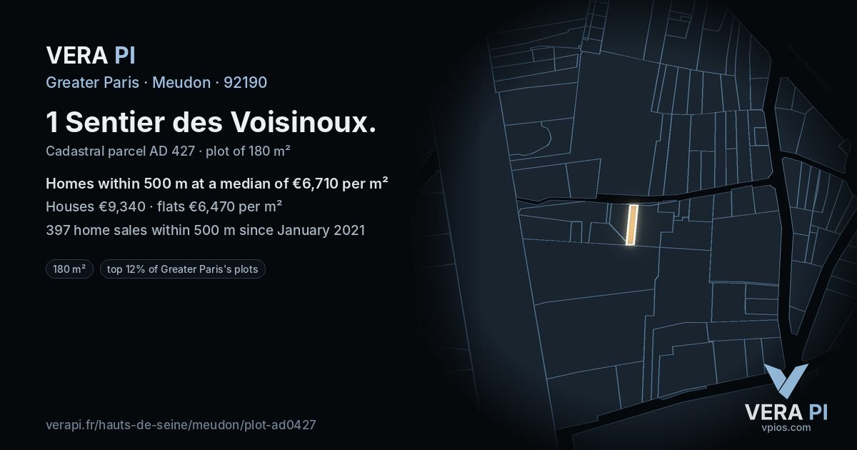 1 Sentier des Voisinoux, Meudon at night – the plot lit, the parcels around coloured by the prices near them
