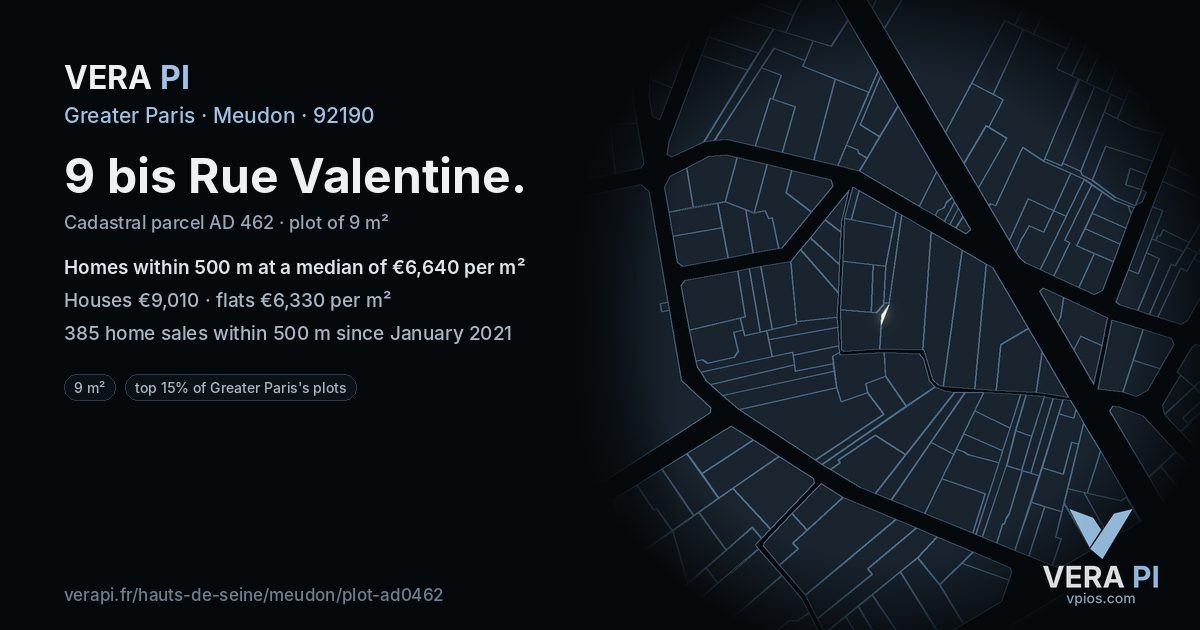 9 bis Rue Valentine, Meudon at night – the plot lit, the parcels around coloured by the prices near them