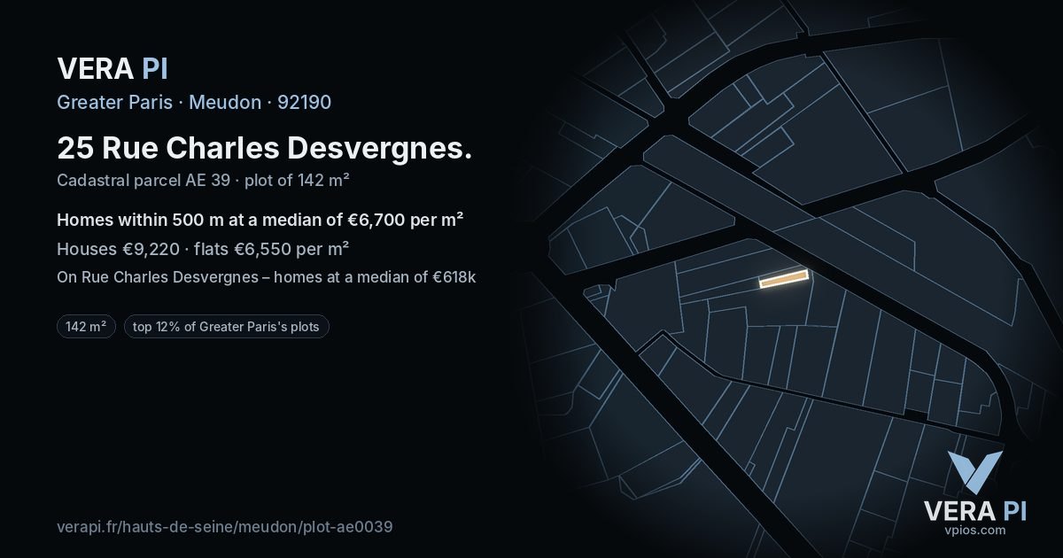 25 Rue Charles Desvergnes, Meudon at night – the plot lit, the parcels around coloured by the prices near them