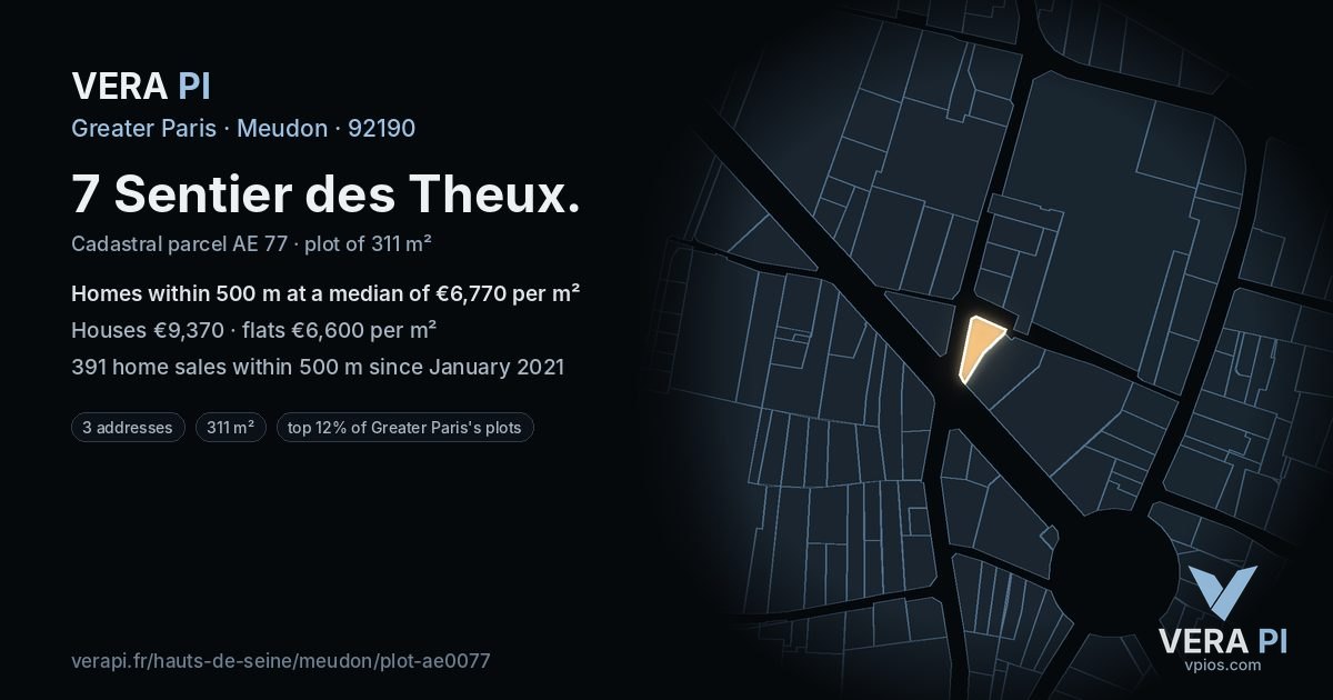 7 Sentier des Theux, Meudon at night – the plot lit, the parcels around coloured by the prices near them
