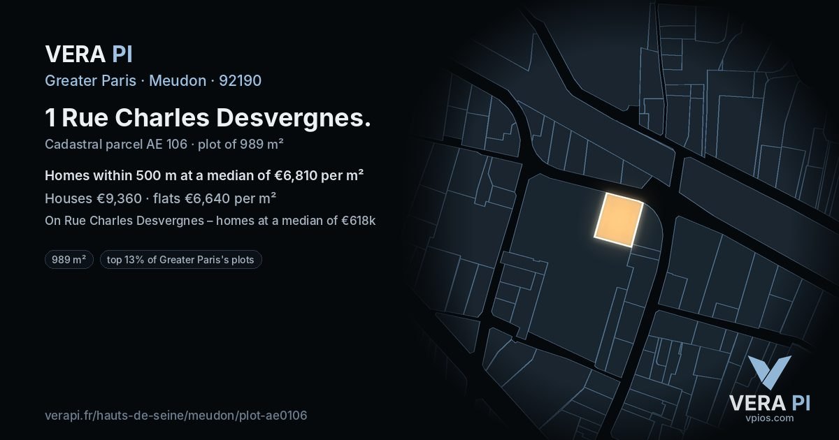 1 Rue Charles Desvergnes, Meudon at night – the plot lit, the parcels around coloured by the prices near them