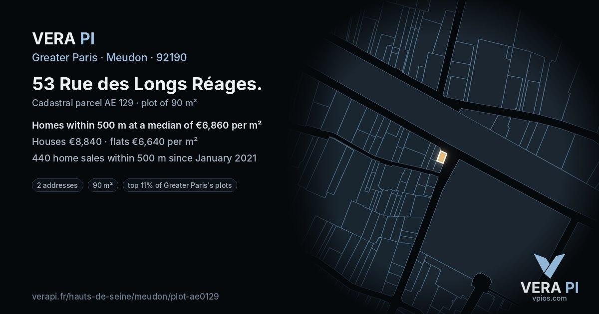 53 Rue des Longs Réages, Meudon at night – the plot lit, the parcels around coloured by the prices near them