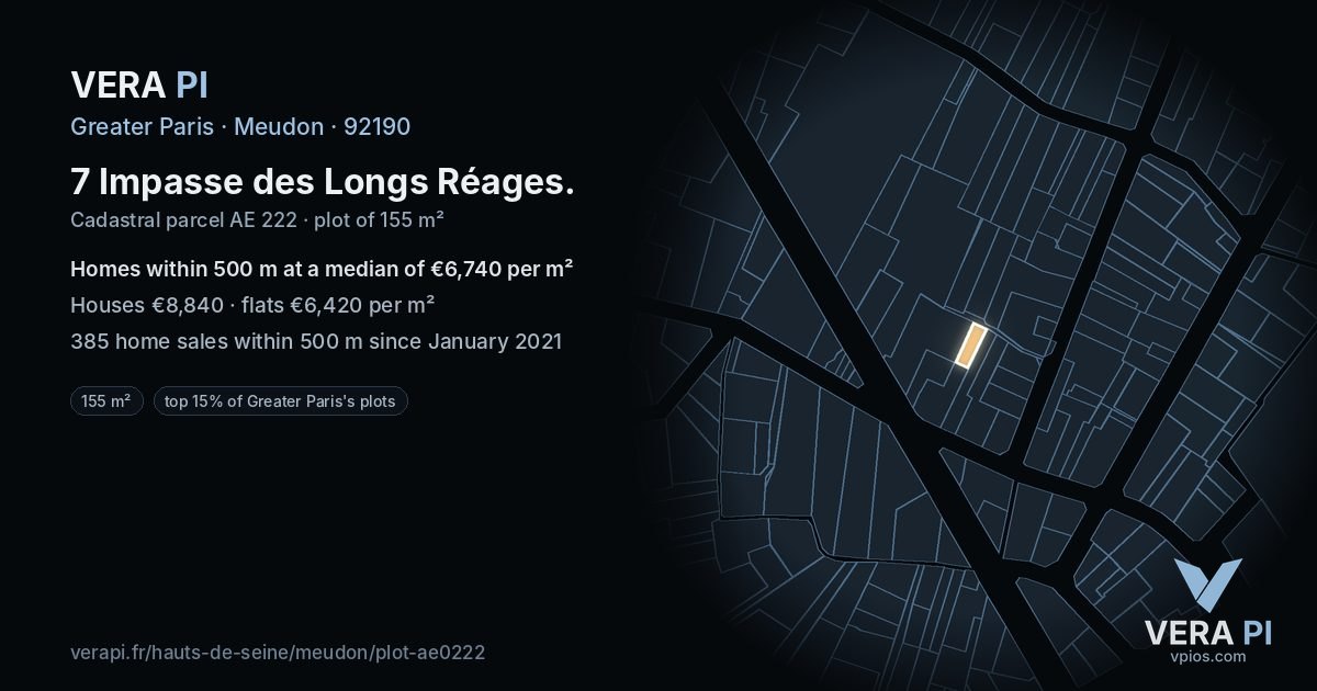 7 Impasse des Longs Réages, Meudon at night – the plot lit, the parcels around coloured by the prices near them