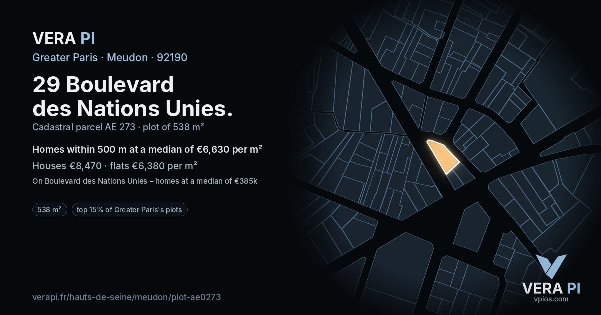 29 Boulevard des Nations Unies, Meudon at night – the plot lit, the parcels around coloured by the prices near them