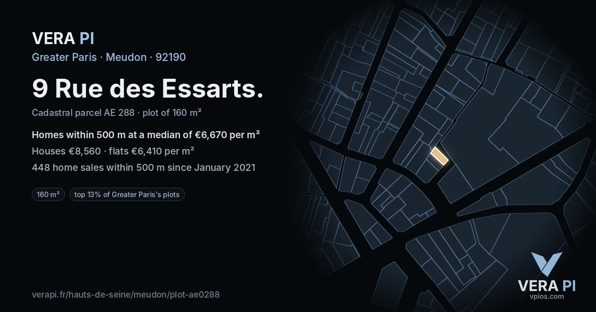 9 Rue des Essarts, Meudon at night – the plot lit, the parcels around coloured by the prices near them