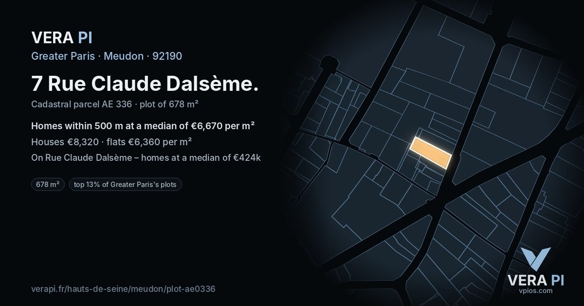 7 Rue Claude Dalsème, Meudon at night – the plot lit, the parcels around coloured by the prices near them