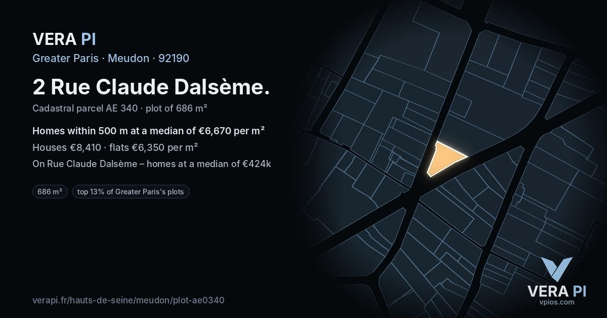 2 Rue Claude Dalsème, Meudon at night – the plot lit, the parcels around coloured by the prices near them
