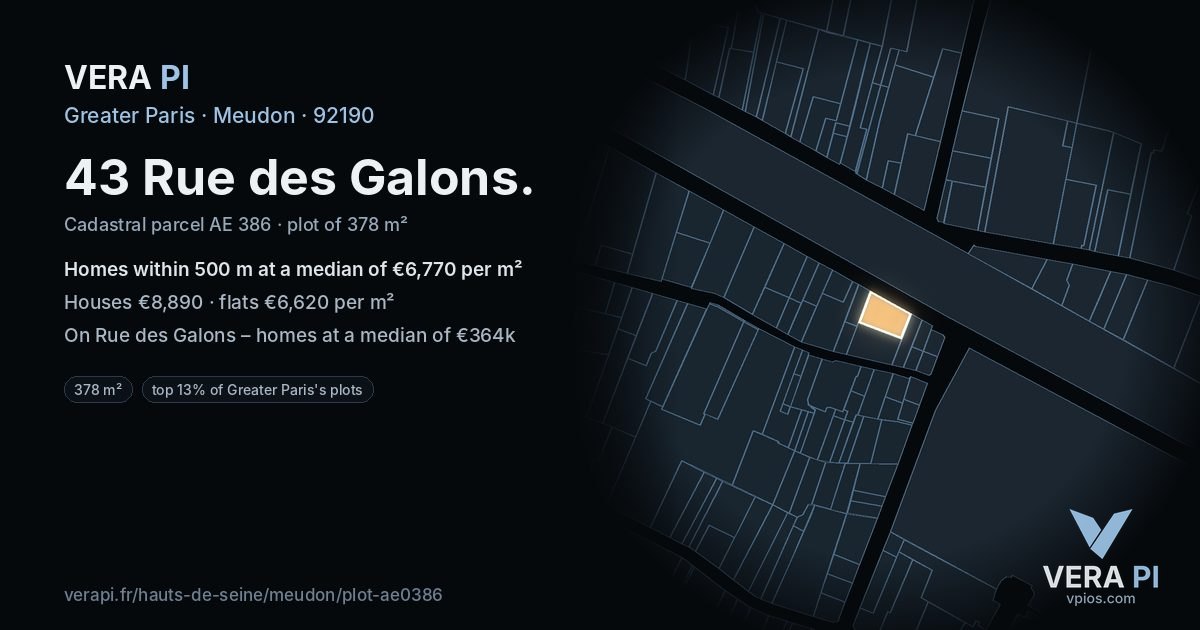 43 Rue des Galons, Meudon at night – the plot lit, the parcels around coloured by the prices near them
