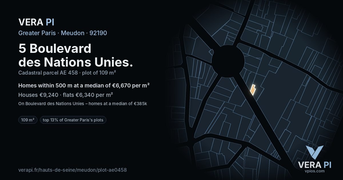 5 Boulevard des Nations Unies, Meudon at night – the plot lit, the parcels around coloured by the prices near them