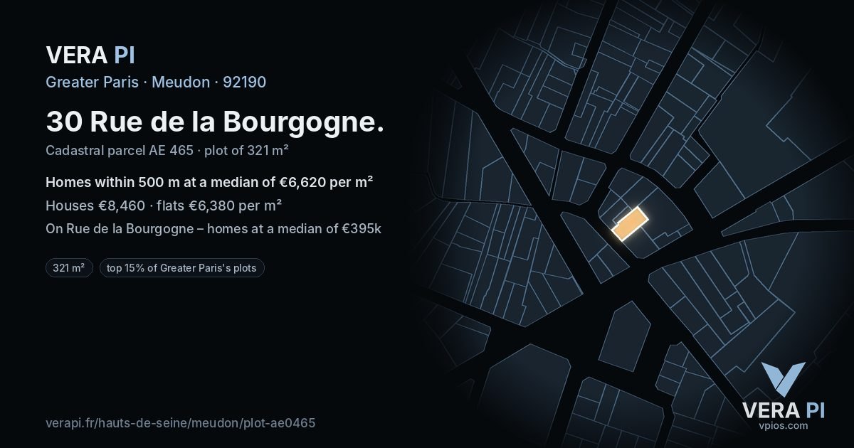 30 Rue de la Bourgogne, Meudon at night – the plot lit, the parcels around coloured by the prices near them