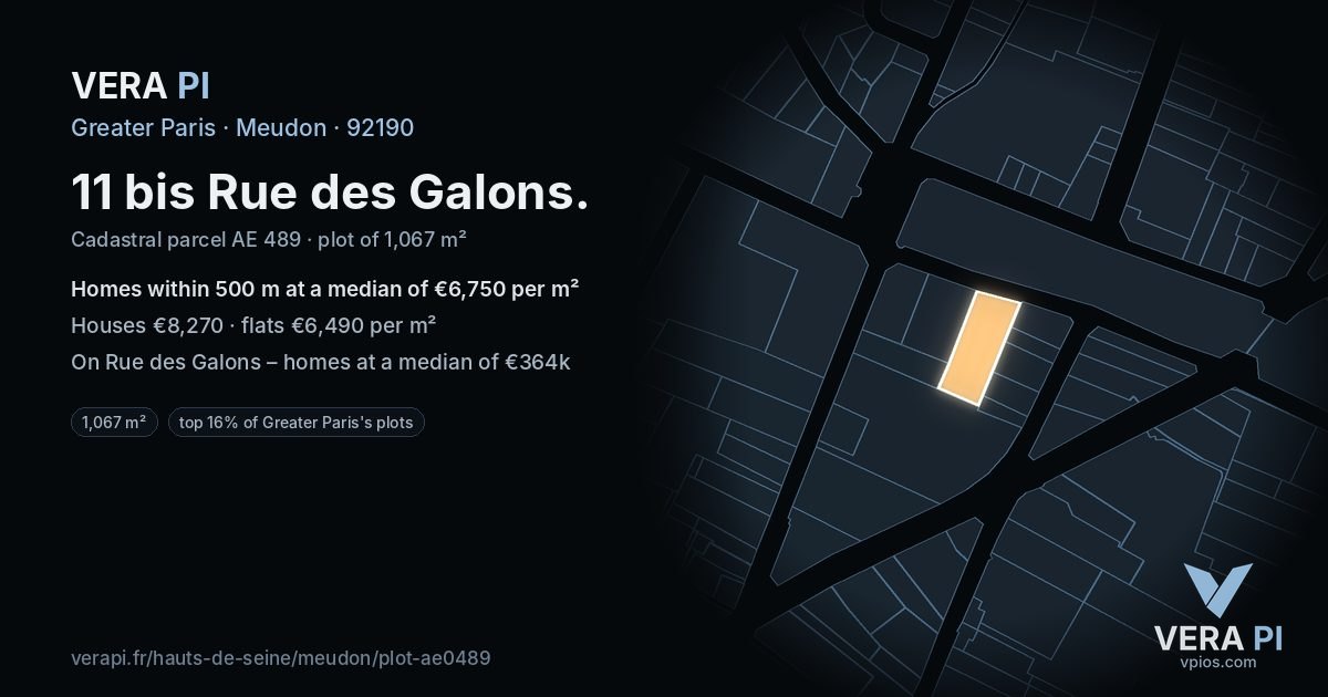 11 bis Rue des Galons, Meudon at night – the plot lit, the parcels around coloured by the prices near them
