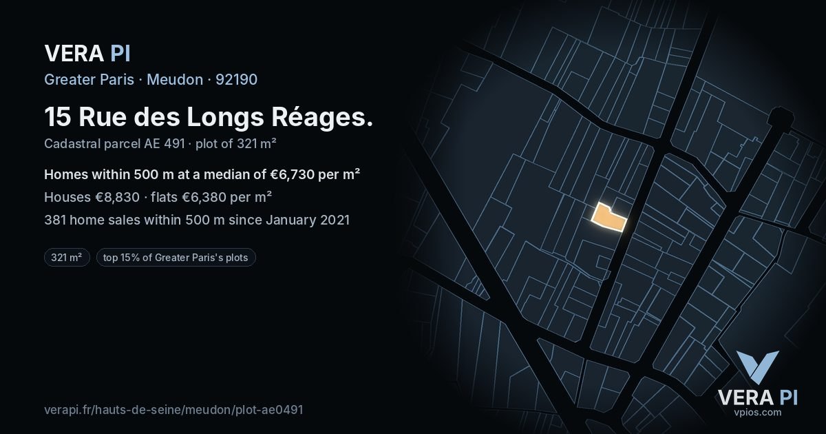 15 Rue des Longs Réages, Meudon at night – the plot lit, the parcels around coloured by the prices near them