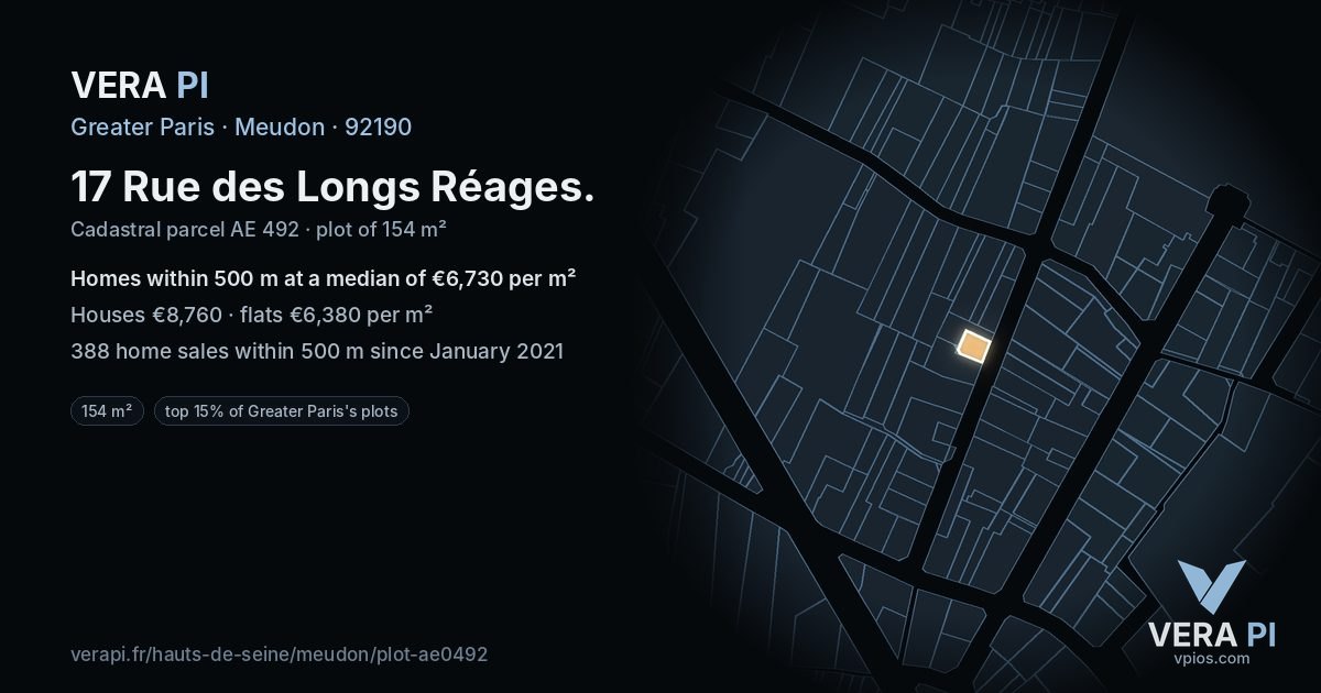 17 Rue des Longs Réages, Meudon at night – the plot lit, the parcels around coloured by the prices near them