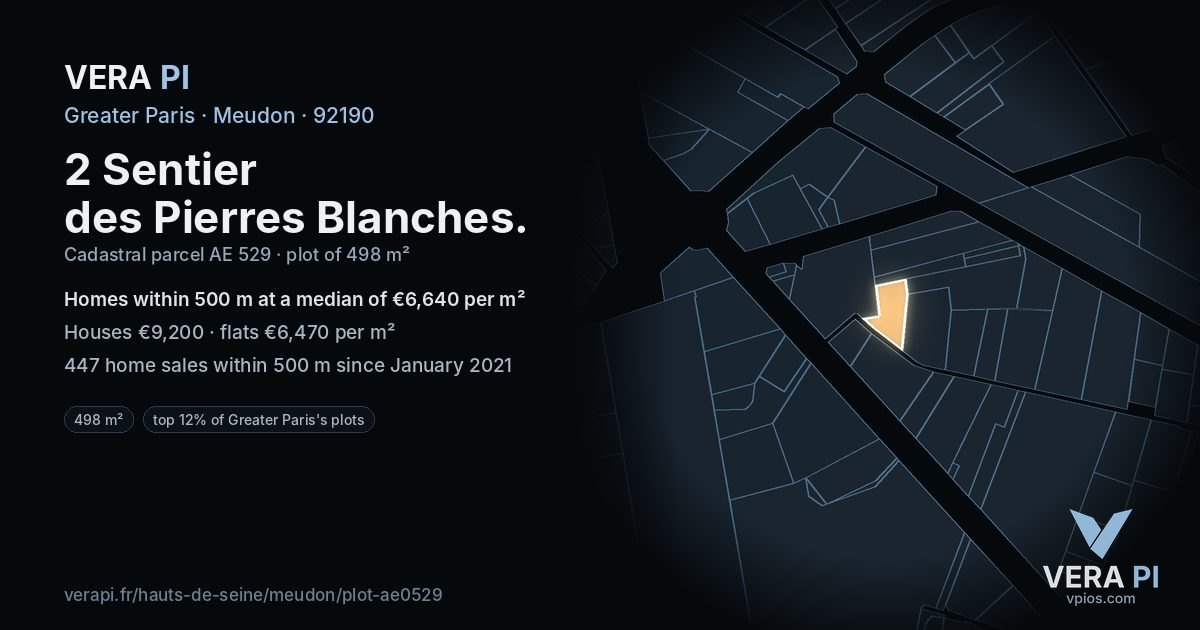 2 Sentier des Pierres Blanches, Meudon at night – the plot lit, the parcels around coloured by the prices near them