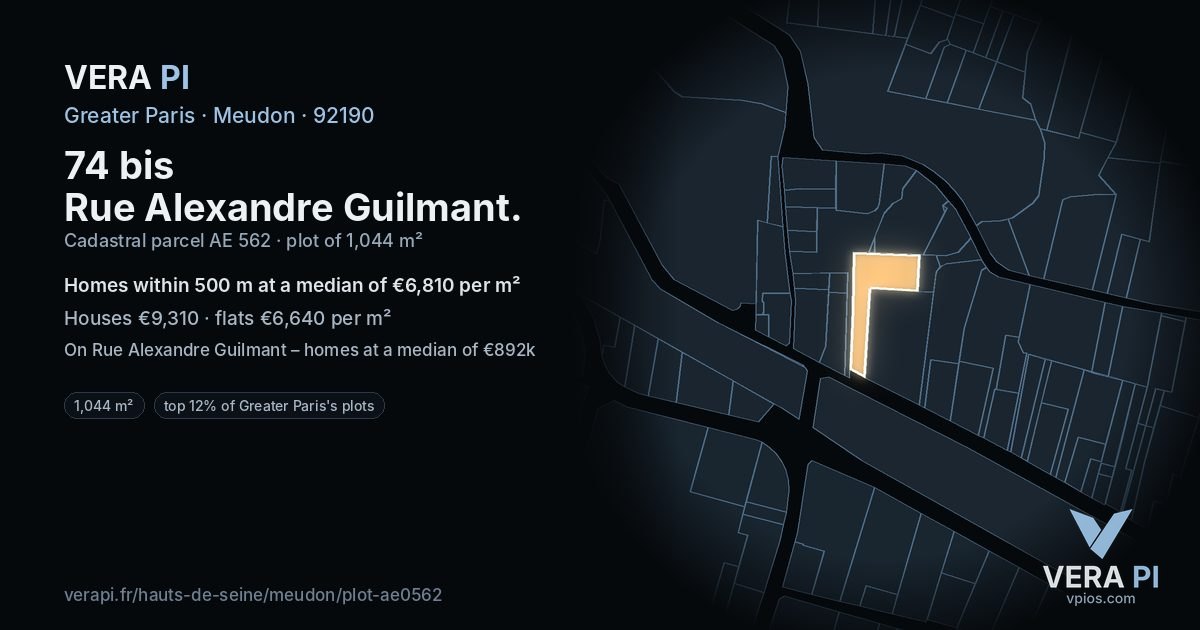 74 bis Rue Alexandre Guilmant, Meudon at night – the plot lit, the parcels around coloured by the prices near them