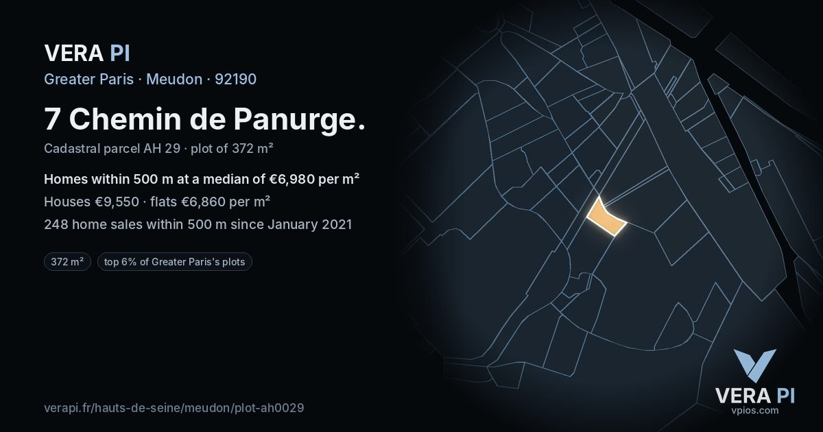 7 Chemin de Panurge, Meudon at night – the plot lit, the parcels around coloured by the prices near them