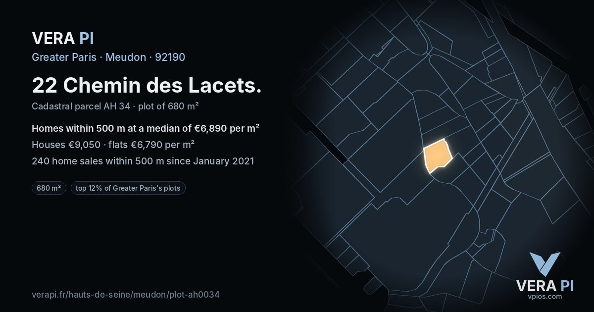 22 Chemin des Lacets, Meudon at night – the plot lit, the parcels around coloured by the prices near them