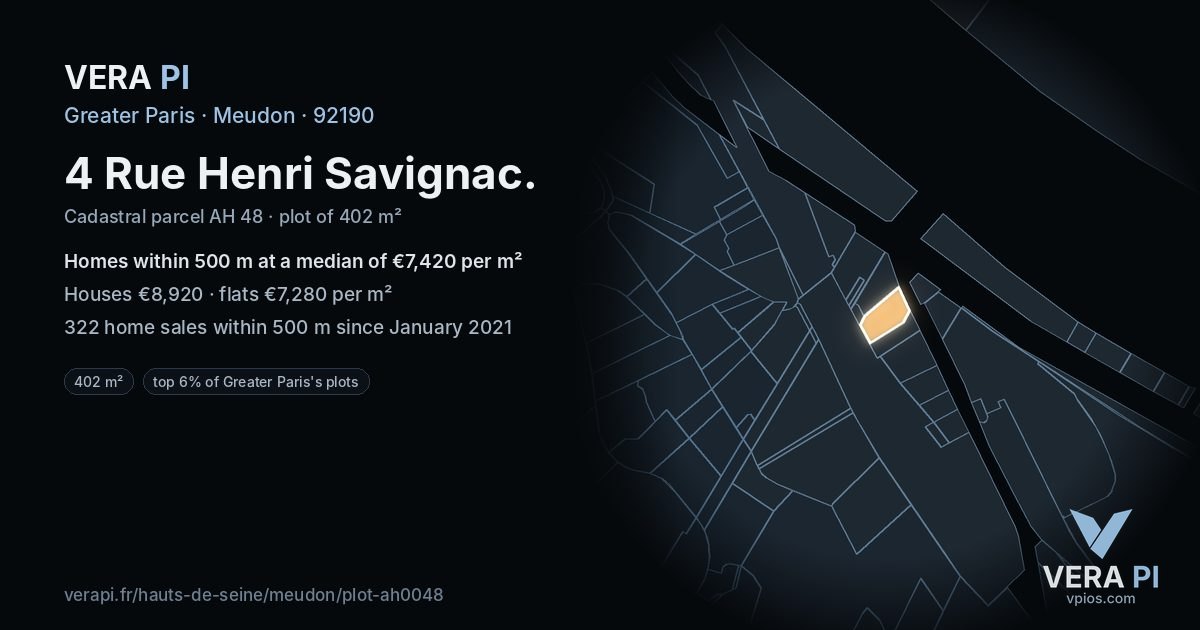 4 Rue Henri Savignac, Meudon at night – the plot lit, the parcels around coloured by the prices near them