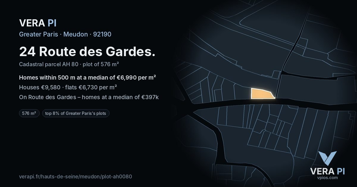 24 Route des Gardes, Meudon at night – the plot lit, the parcels around coloured by the prices near them