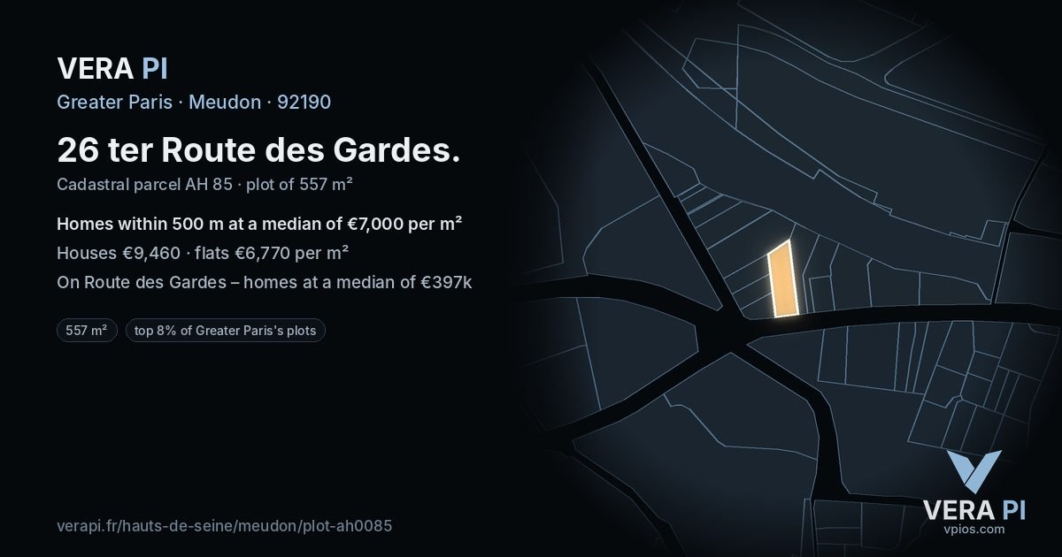 26 ter Route des Gardes, Meudon at night – the plot lit, the parcels around coloured by the prices near them