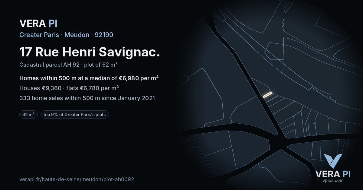 17 Rue Henri Savignac, Meudon at night – the plot lit, the parcels around coloured by the prices near them