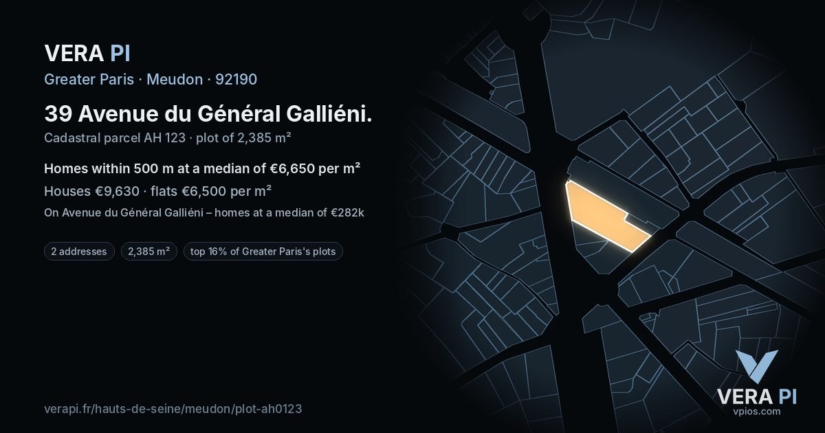 39 Avenue du Général Galliéni, Meudon at night – the plot lit, the parcels around coloured by the prices near them
