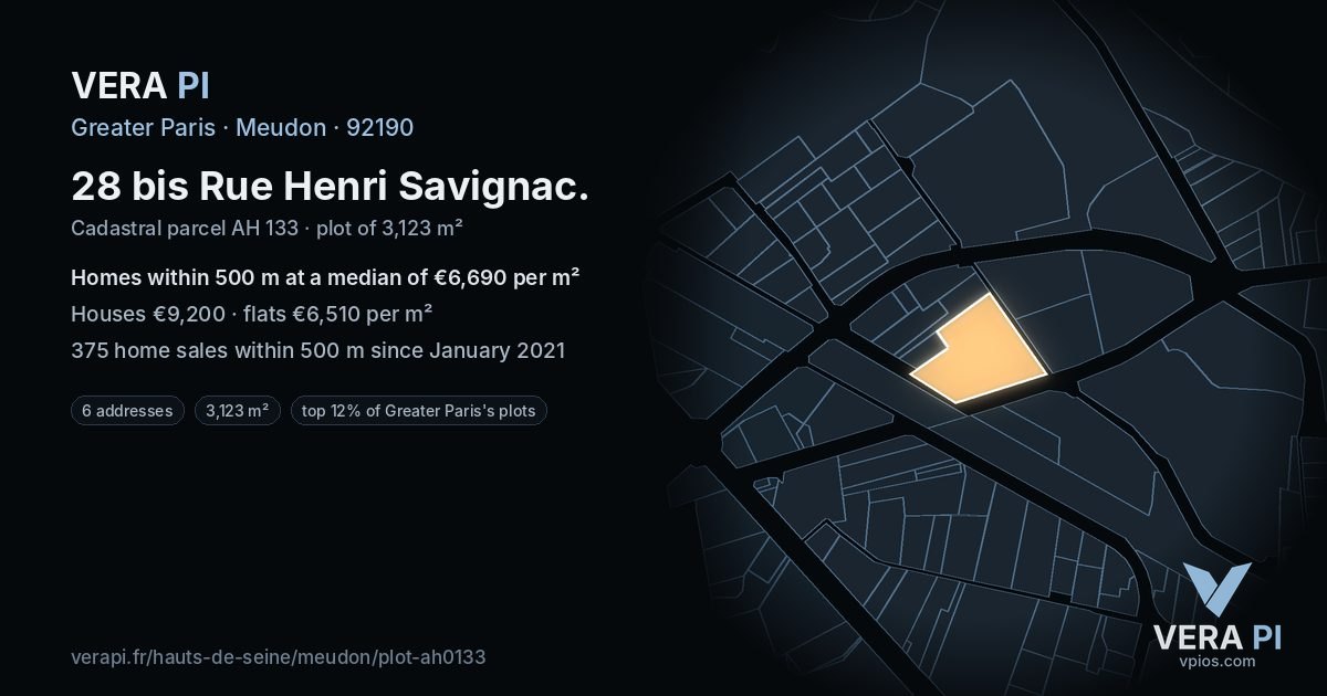 28 bis Rue Henri Savignac, Meudon at night – the plot lit, the parcels around coloured by the prices near them