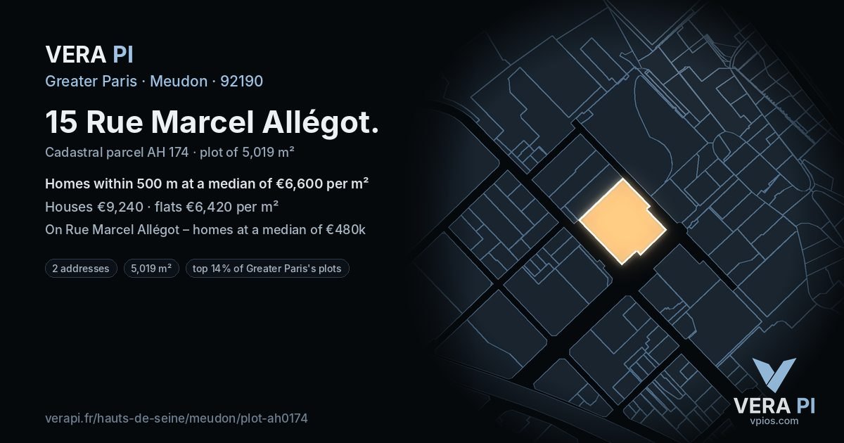 15 Rue Marcel Allégot, Meudon at night – the plot lit, the parcels around coloured by the prices near them
