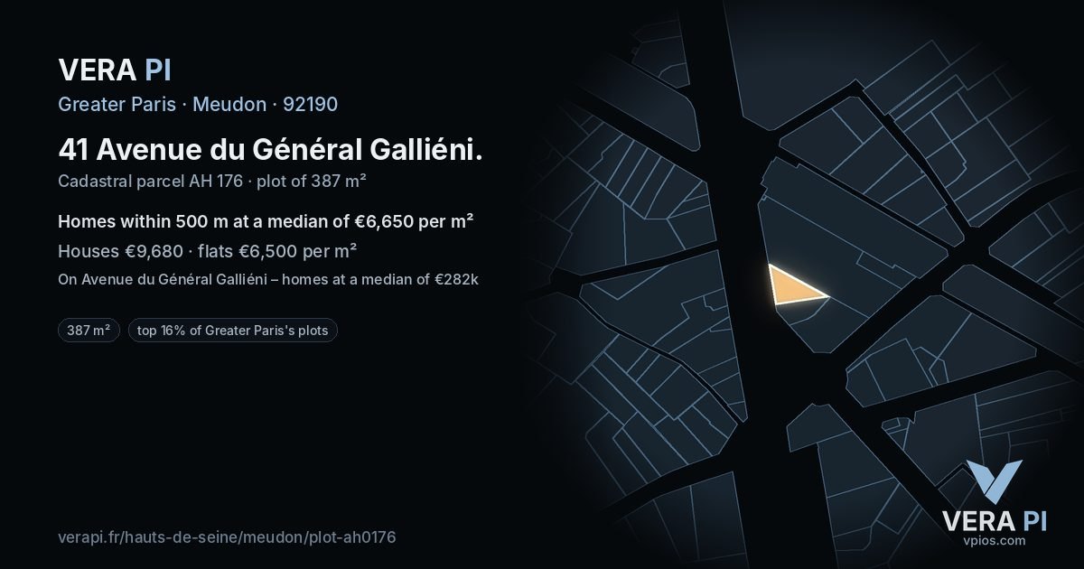 41 Avenue du Général Galliéni, Meudon at night – the plot lit, the parcels around coloured by the prices near them