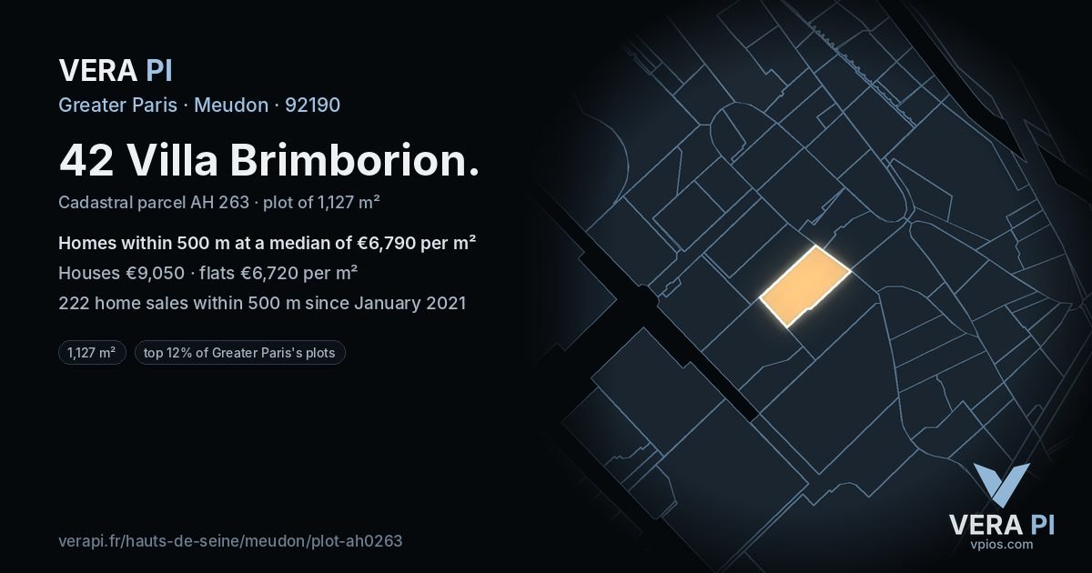 42 Villa Brimborion, Meudon at night – the plot lit, the parcels around coloured by the prices near them