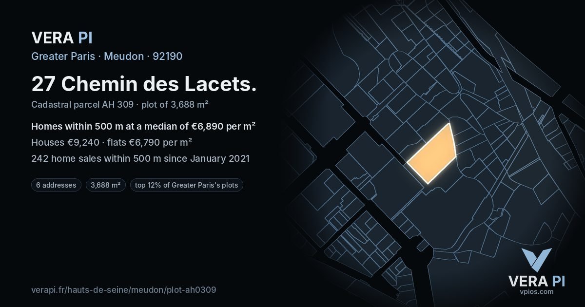 27 Chemin des Lacets, Meudon at night – the plot lit, the parcels around coloured by the prices near them