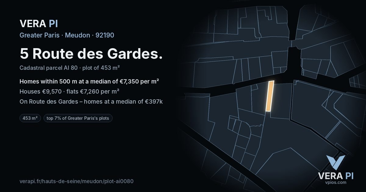 5 Route des Gardes, Meudon at night – the plot lit, the parcels around coloured by the prices near them