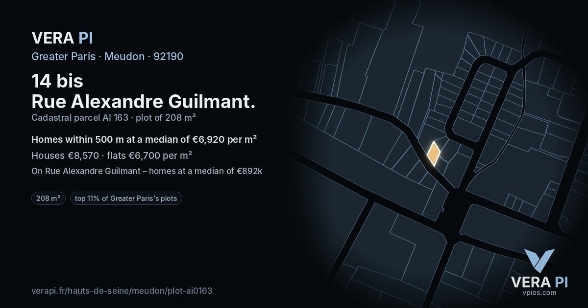14 bis Rue Alexandre Guilmant, Meudon at night – the plot lit, the parcels around coloured by the prices near them