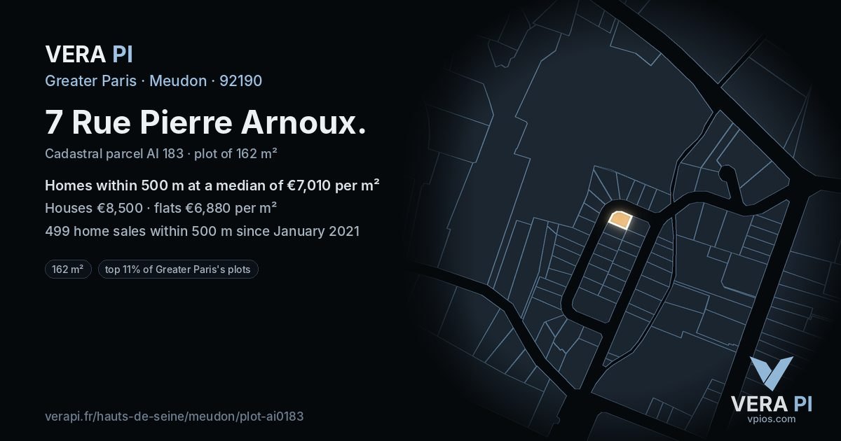 7 Rue Pierre Arnoux, Meudon at night – the plot lit, the parcels around coloured by the prices near them