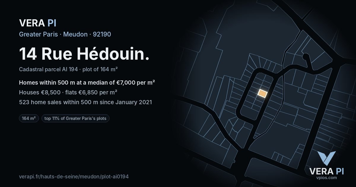 14 Rue Hédouin, Meudon at night – the plot lit, the parcels around coloured by the prices near them