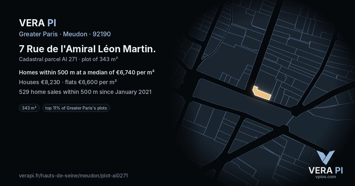 7 Rue de l'Amiral Léon Martin, Meudon at night – the plot lit, the parcels around coloured by the prices near them