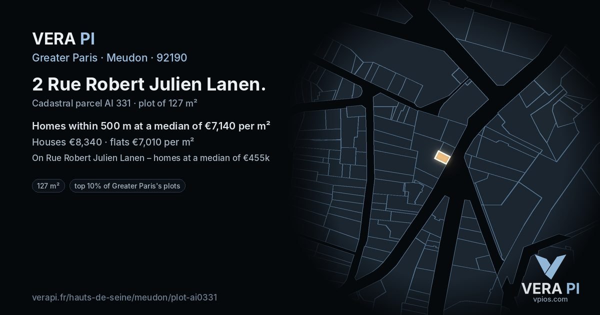 2 Rue Robert Julien Lanen, Meudon at night – the plot lit, the parcels around coloured by the prices near them