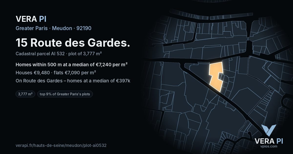 15 Route des Gardes, Meudon at night – the plot lit, the parcels around coloured by the prices near them